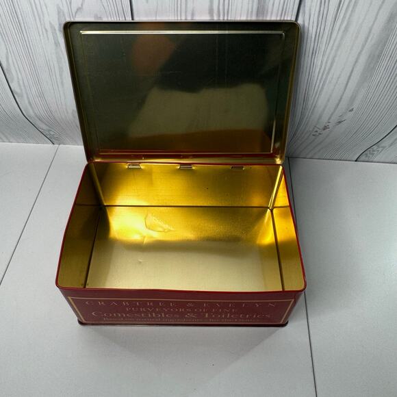 Crabtree & Evelyn London Collectible Hinged Tin Tree Fruit Cows 1985 10”x8” - Picture 5 of 7